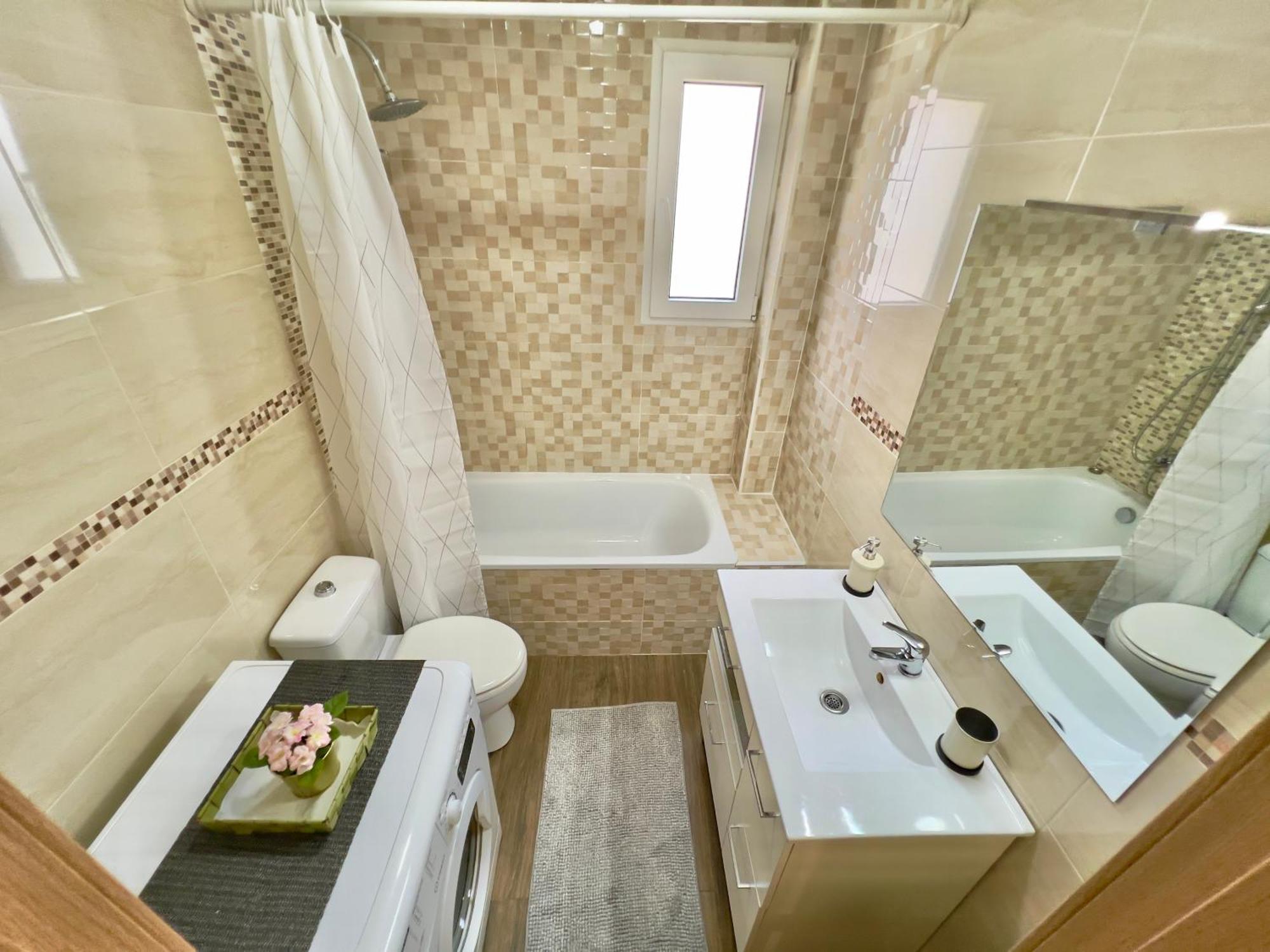 Cozy Apartment In Valencia! Wi-Fi ! Екстер'єр фото